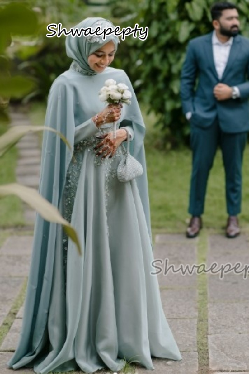 Women Formal Wear Dubai - Elegant Muslim Evening Dress With Cape