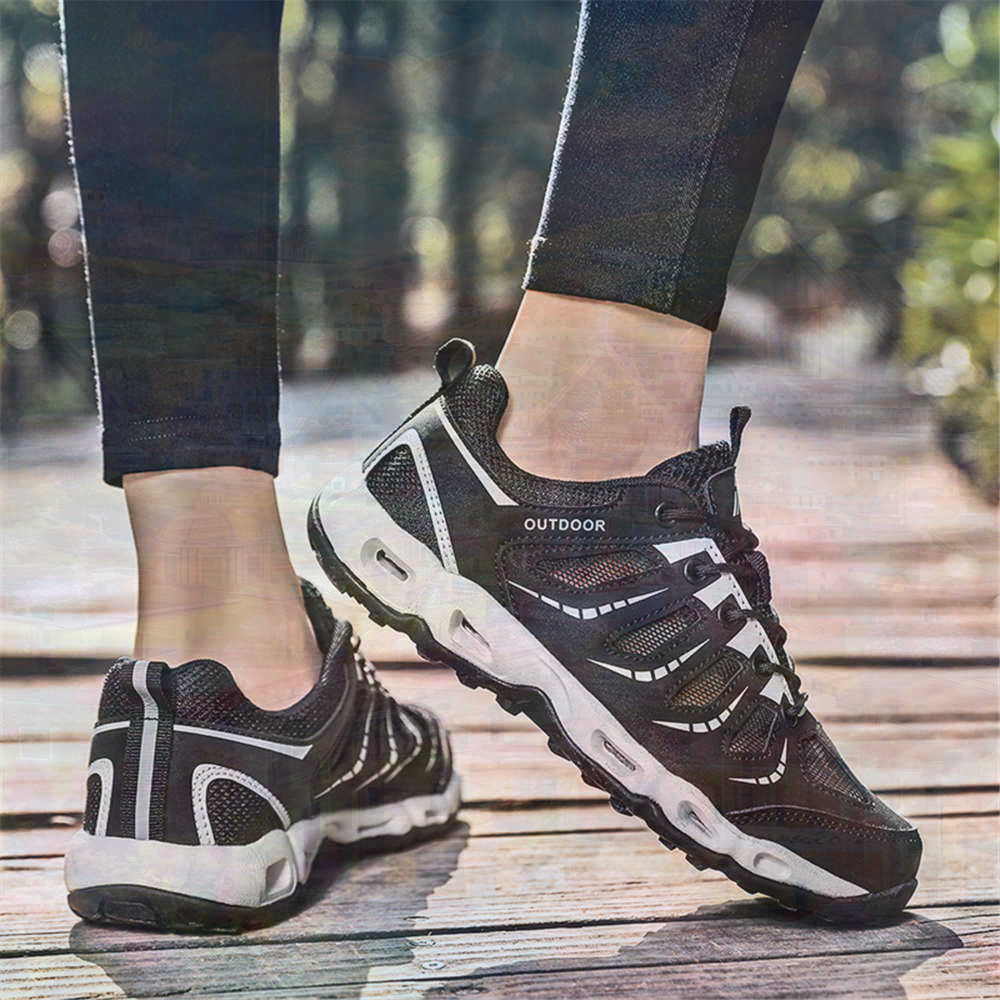 Sumer Round Tip Silver Sneaker - đánh giá và giá Women Formal Wear Shoes